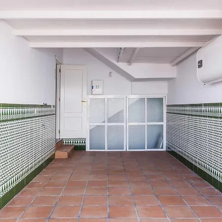 A&n Beachfront Family House With Pool & Solarium 펜션 *